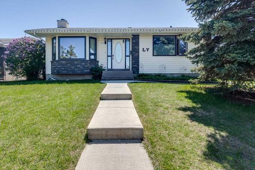 55 Horn Crescent, Red Deer, AB, T4N5Y8 | Card Image