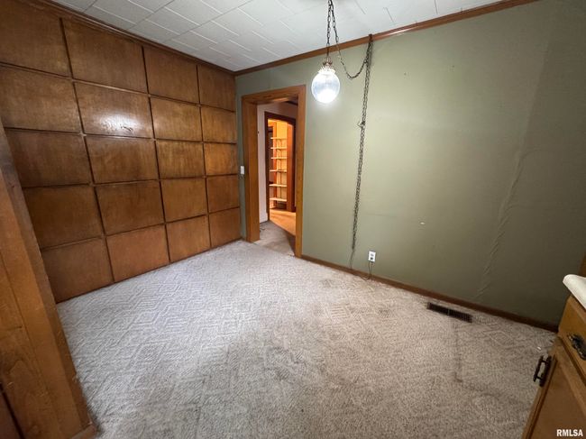 809 W Chestnut St, House other with 2 bedrooms, 2 bathrooms and null parking in Marion IL | Image 6