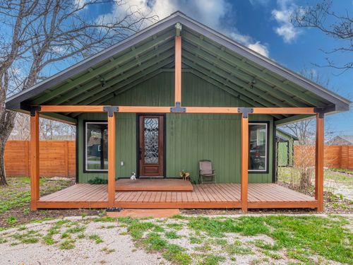 545 W Vaughan St, Bertram, TX, 78605-4513 | Card Image