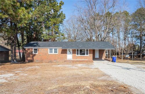 226 Odell Rd, Spring Lake, NC, 28390-3123 | Card Image