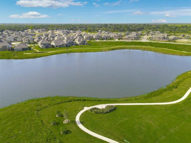 32703 Dew Crest St, House other with 5 bedrooms, 3 bathrooms and 2 parking in Fulshear TX | Image 28