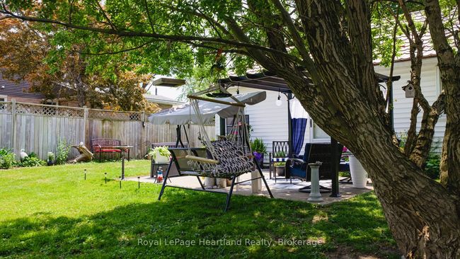 305 Mary St, House other with 3 bedrooms, 1 bathrooms and 4 parking in Goderich ON | Image 28