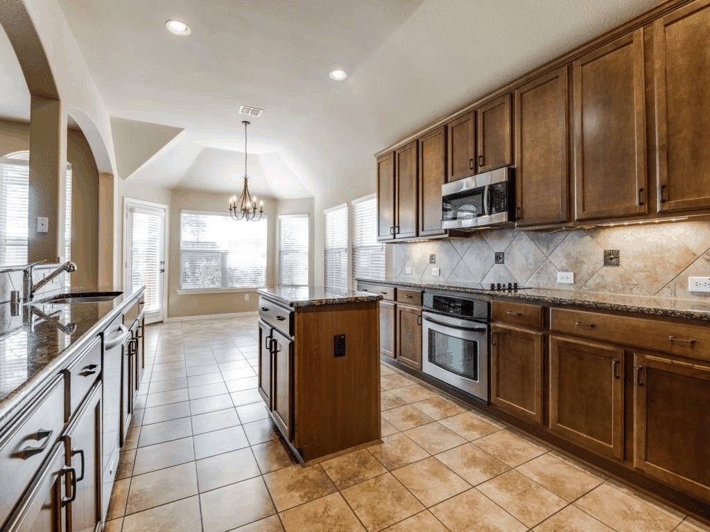 Residential Lease in Frisco 5