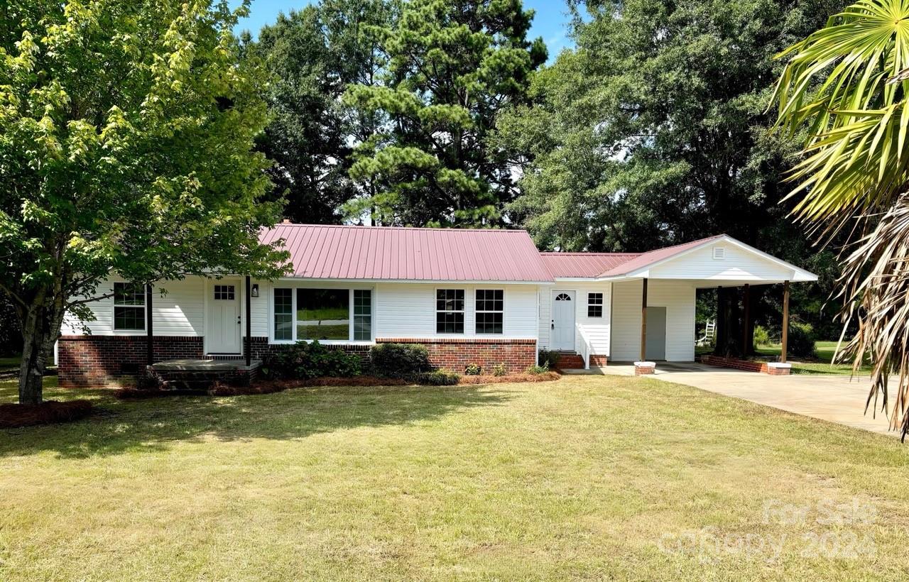 Suttle Rd, Lancaster, SC 29720