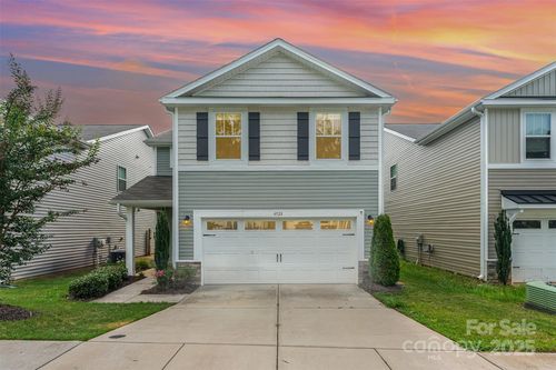 4928 Rockwood Road, Charlotte, NC, 28216 | Card Image