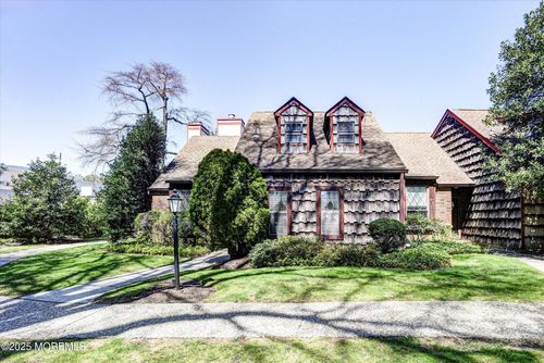 55 Cheshire Sq, Little Silver, NJ, 07739-1433 | Card Image