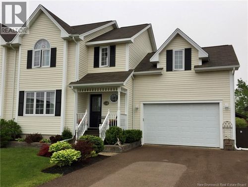 110 Madrid St, Riverview, NB, E1B0G5 | Card Image