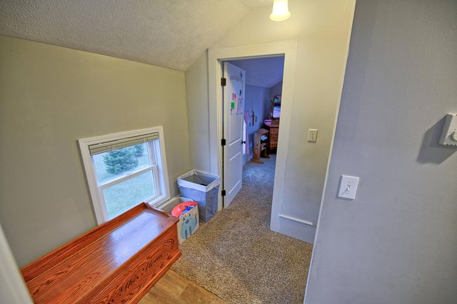 Upper landing | Image 19
