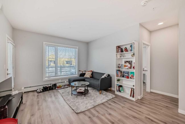 103 - 150 Shawnee Square Sw, Home with 2 bedrooms, 2 bathrooms and 1 parking in Calgary AB | Image 12