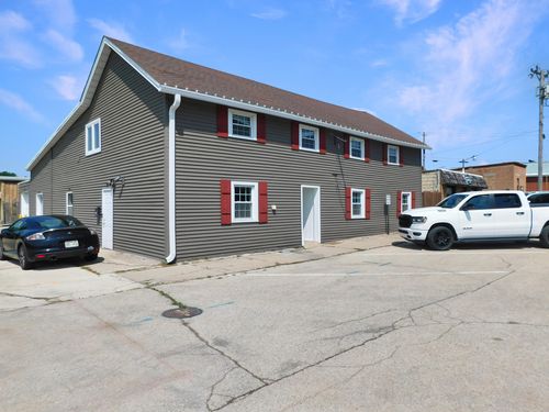 3-122 S Prairie St, ROCKTON, IL, 61072-2401 | Card Image