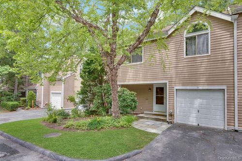 20 Waters Edge, Chappaqua, NY, 10514-3713 | Card Image