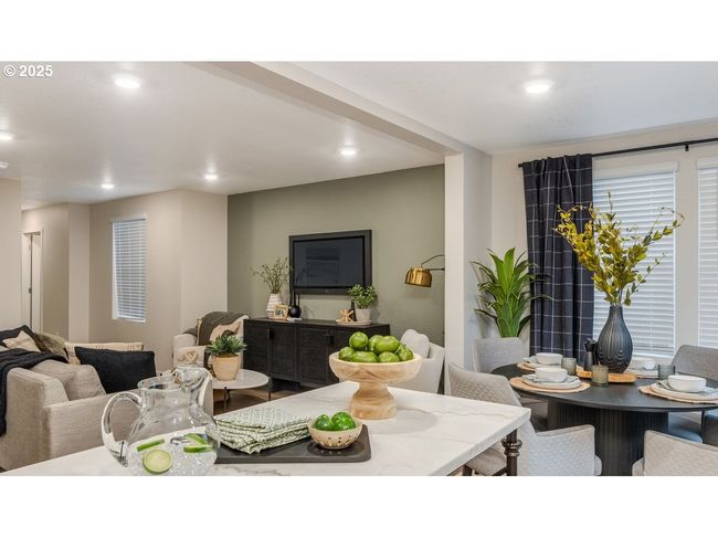 1469 Se Pheasant Ave, House attached with 3 bedrooms, 3 bathrooms and 1 parking in Gresham OR | Image 11