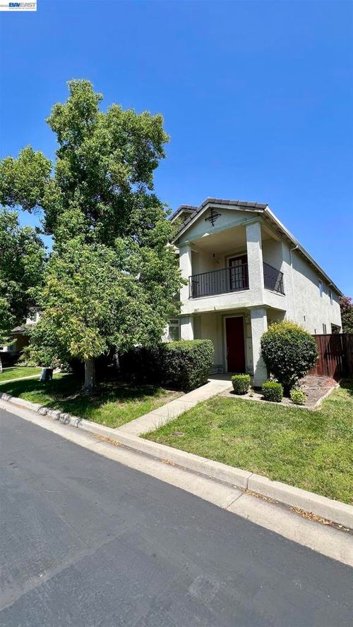 3811 Claire St, Stockton, CA, 95212-3498 | Card Image