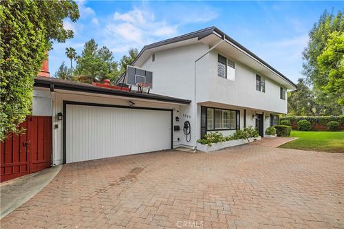 5943 Salamea Avenue, Woodland Hills, CA, 91367 | Card Image
