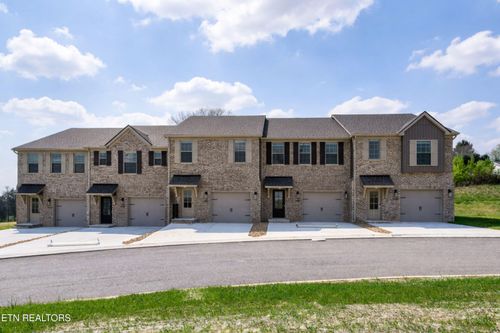 8932 Keenberg Ln, Knoxville, TN, 37931-3769 | Card Image