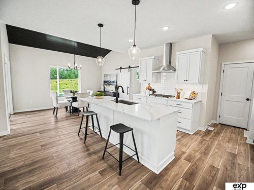 18710 Pinehurst Ave, Omaha, NE, 68136-6491 | Card Image