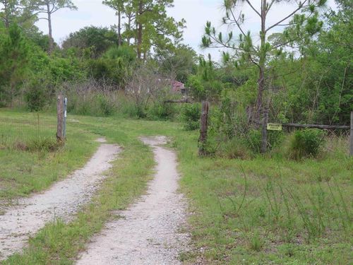 18496 Glades Cut Off Rd, Port St Lucie, FL, 34987-2631 | Card Image
