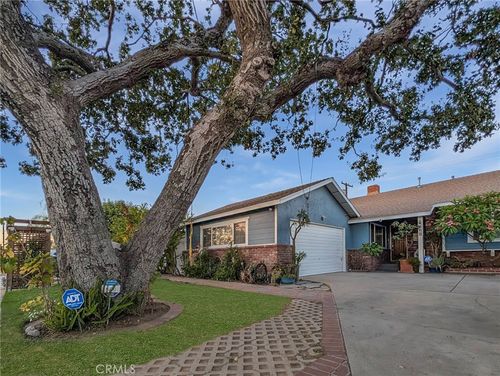 9216 Vena Ave, Pacoima, CA, 91331 | Card Image