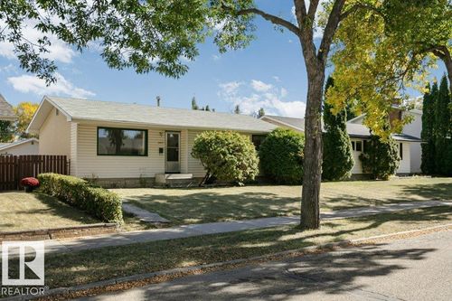 9417 97 St, Fort Saskatchewan, AB, T8L1S9 | Card Image