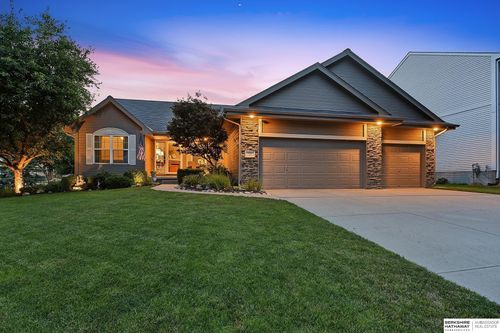 1368 S 196th St, Omaha, NE, 68130-2954 | Card Image