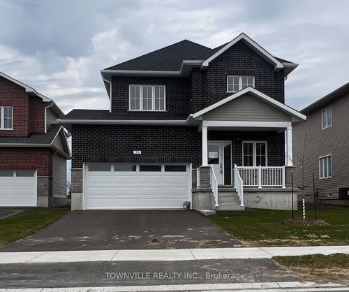 33 Bradden Cres, Belleville, ON, K8N0T8 | Card Image