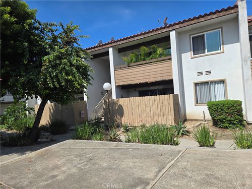 f4-2501 W Sunflower Ave, Santa Ana, CA, 92704-7502 | Card Image