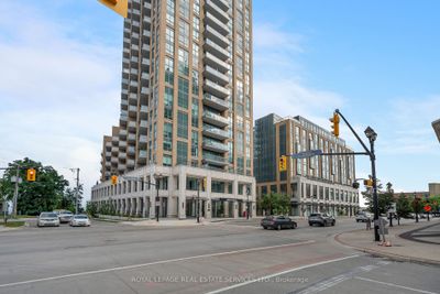 804 - 2060 Lakeshore Rd, Condo with 2 bedrooms, 3 bathrooms and 2 parking in Burlington ON | Image 2