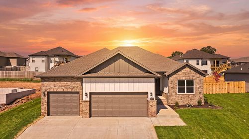2505 W Fisherman Dr, Ozark, MO, 65721-4330 | Card Image