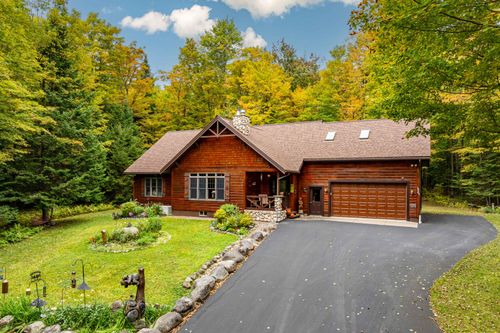 17 Uncas Rd, Inlet, NY, 13360-1431 | Card Image