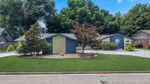4632 Victor Ave, Tulsa, OK, 74105-4909 | Card Image