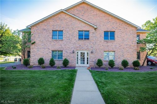 8-1852 Massachusetts Ave, Poland, OH, 44514-1650 | Card Image