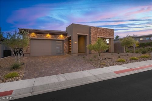 17 Reflection Cove Dr, Henderson, NV, 89011-4287 | Card Image
