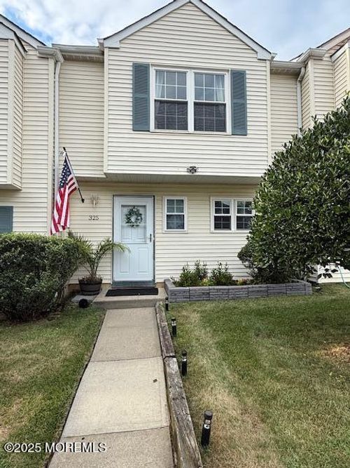 325 Kingsbridge Ct, Old Bridge, NJ, 08857-3233 | Card Image