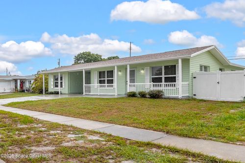 2356 Lakeview Dr, Melbourne, FL, 32935-3113 | Card Image