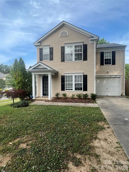 325 Ross Moore Ave, Charlotte, NC, 28205-7627 | Card Image
