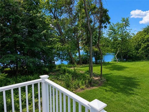 9-700 Sandy Ln, Warwick, RI, 02889-8240 | Card Image