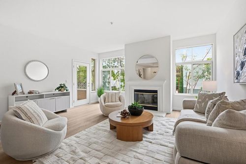 207-1951 Ofarrell St, San Mateo, CA, 94403-7300 | Card Image