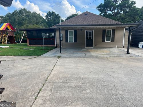 8705B Gullatt Rd, Palmetto, GA, 30268-2517 | Card Image