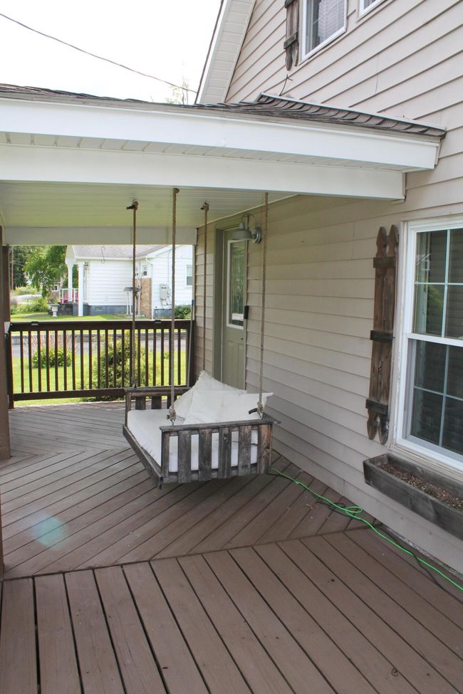 FrontPorch2 | Image 10