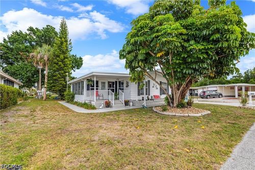 506 Blossom Ct, NORTH FORT MYERS, FL, 33917-5429 | Card Image