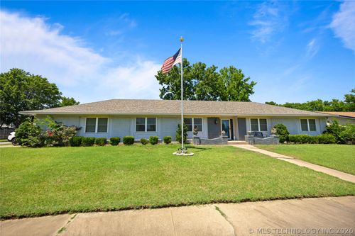 6809 S 74th East Ave, Tulsa, OK, 74133 | Card Image
