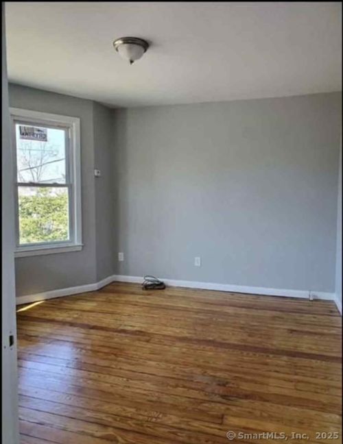1st-48 Lenox Ave, Milford, CT, 06460-5041 | Card Image