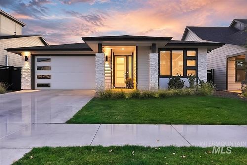 7771 W Daybreak Run Ct, Meridian, ID, 83646-1755 | Card Image
