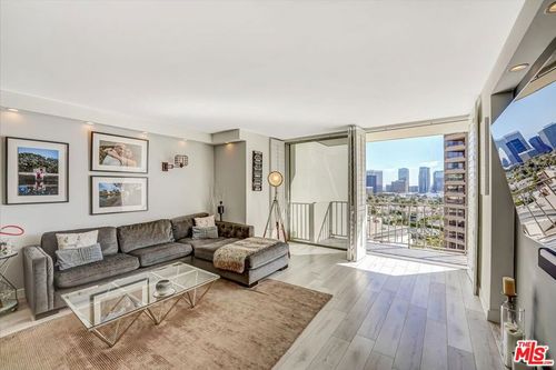 1202-10433 Wilshire Blvd, Los Angeles, CA, 90017-1902 | Card Image