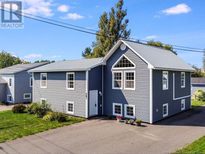 581 Brookside Dr, House other with 3 bedrooms, 2 bathrooms and null parking in Fredericton NB | Image 1