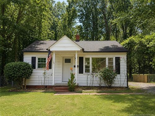 210 Brookwood Ave, Fayetteville, NC, 28301-4420 | Card Image