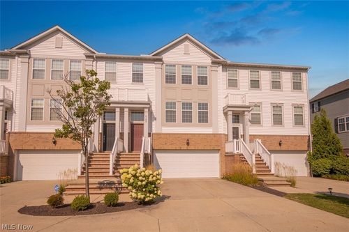 6380 Park Pointe Ct, Pepper Pike, OH, 44124-5390 | Card Image