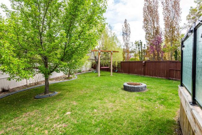 34 Chaparral Valley Place Se, House other with 5 bedrooms, 4 bathrooms and 4 parking in Calgary AB | Image 9