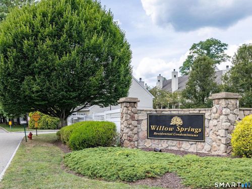 303-303 Willow Spgs, New Milford, CT, 06776 | Card Image