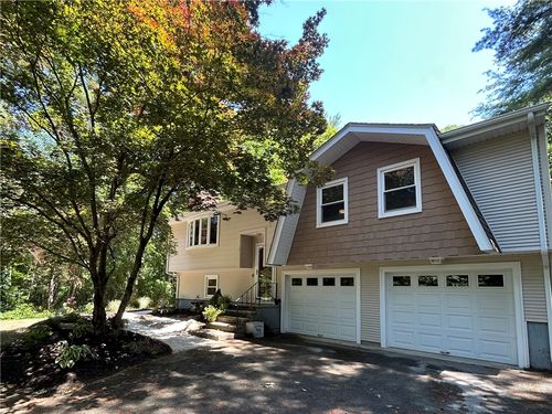 143 Smith Rd, Burrillville, RI, 02830-1043 | Card Image